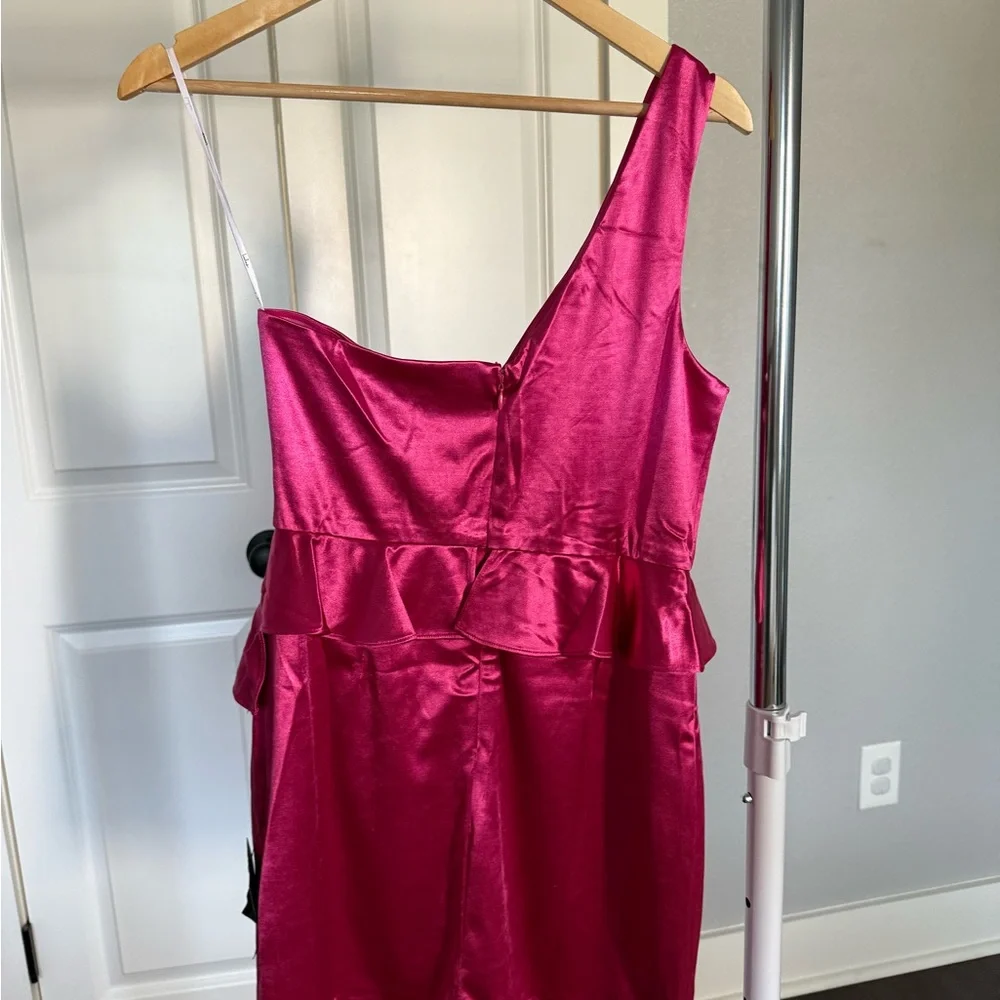 Lulus beautiful pink